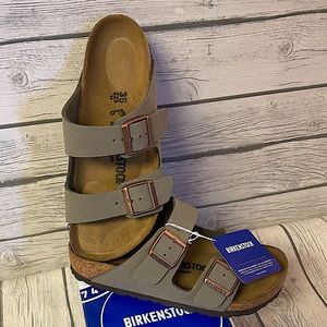 New BIRKENSTOCK BIRKS Size 35 or 4 Arizona Birko-Flor EVA Suede Cork